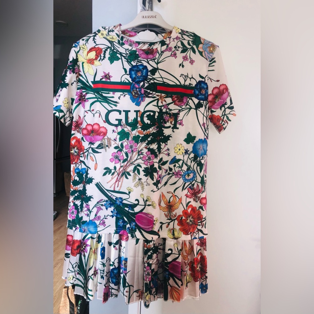 Gucci skirt set